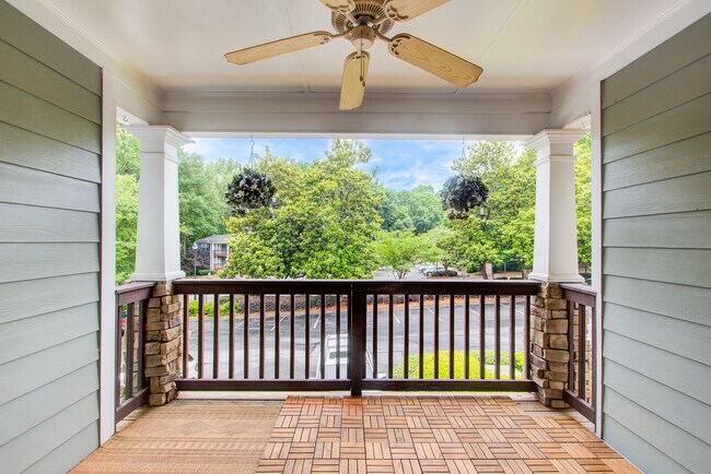 Building Photo - 304 Madison Ct
