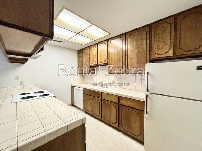Building Photo - 3357 San Ramon Ct
