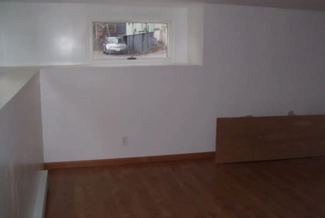 Building Photo - 2 Farwell St