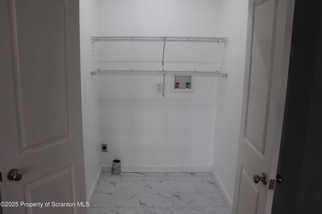 Building Photo - 712 W Lackawanna Ave