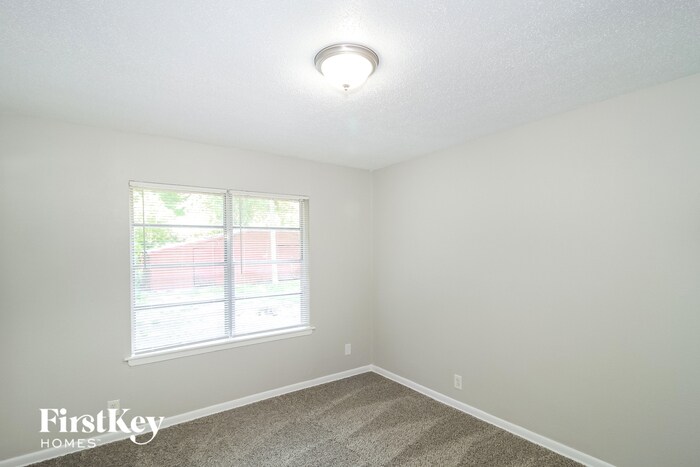 Building Photo - 7608 Oxley Dr