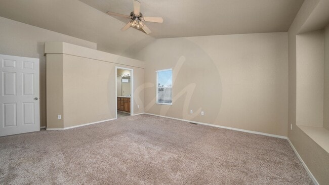 Building Photo - 4 Bedroom Home in Barnstormers Landing