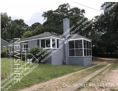 Building Photo - 11 Ridgeway Dr