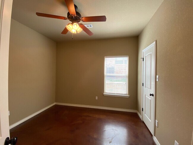 Building Photo - 3053 Andalusian Ln