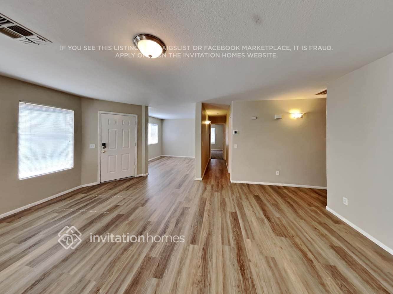 Building Photo - 8719 W Bobby Lopez Dr