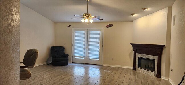 Building Photo - 8404 Barrett Pl