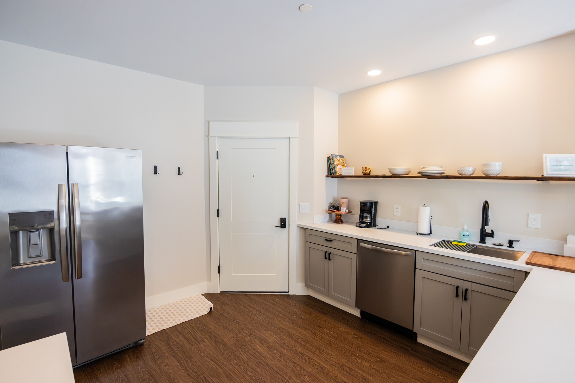 Building Photo - 58 South St