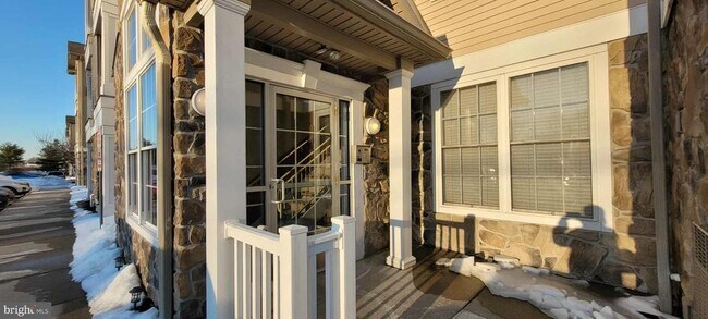 Building Photo - 431 Highland Ests