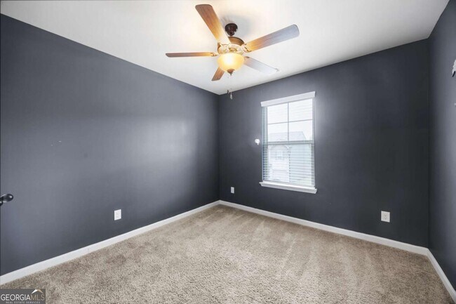 Building Photo - 7122 Chara Ln