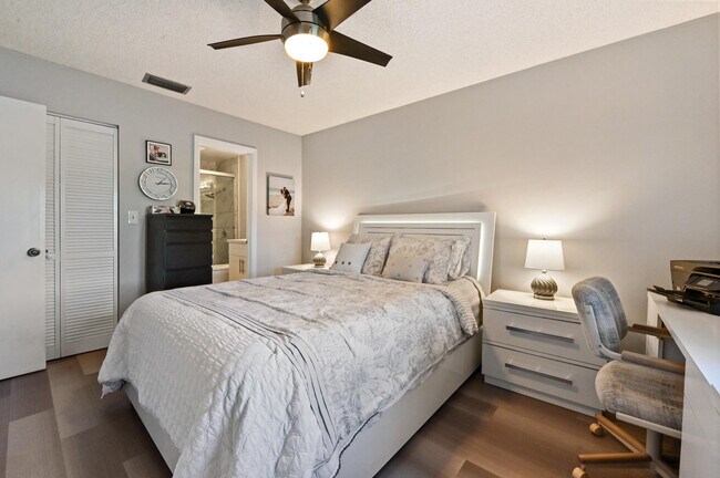 Building Photo - 18824 Argosy Dr