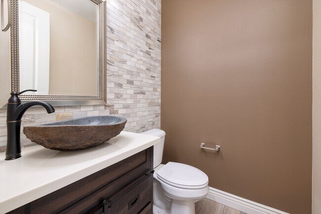 Building Photo - 55 or Older - Guard Gated Community in Sum...
