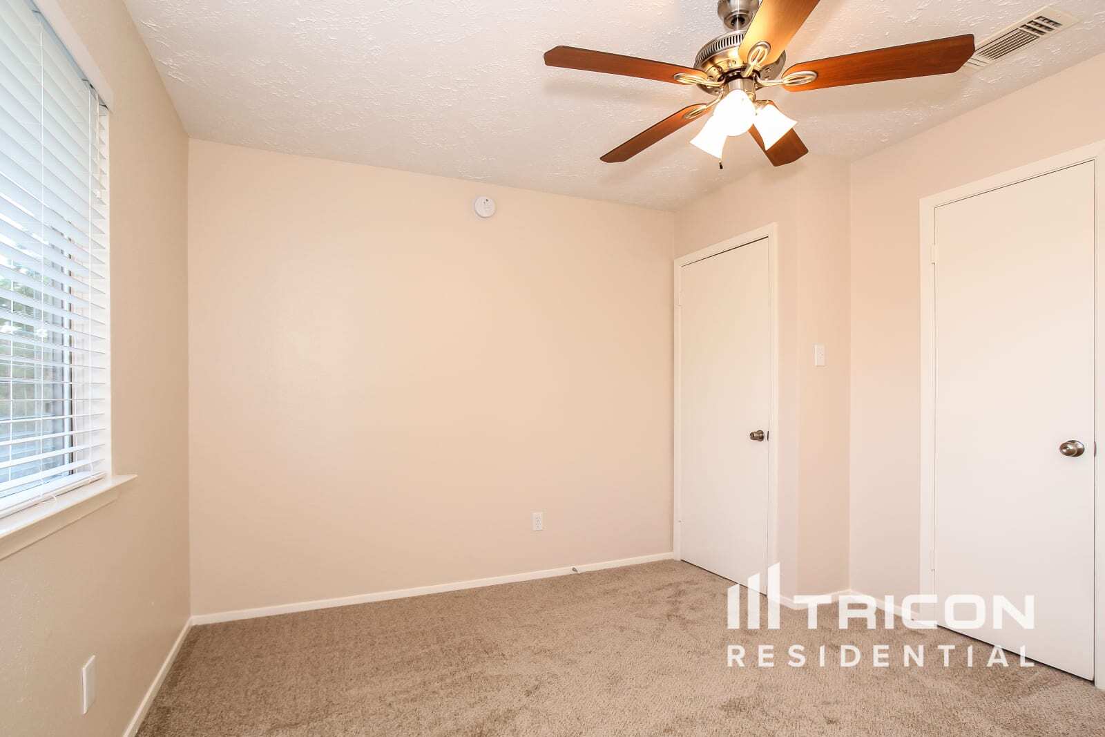 Building Photo - 3738 Xenophon Dr