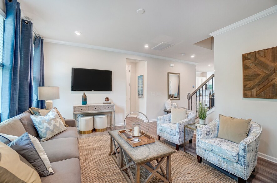 Great room - 16728 Summers Walk Blvd