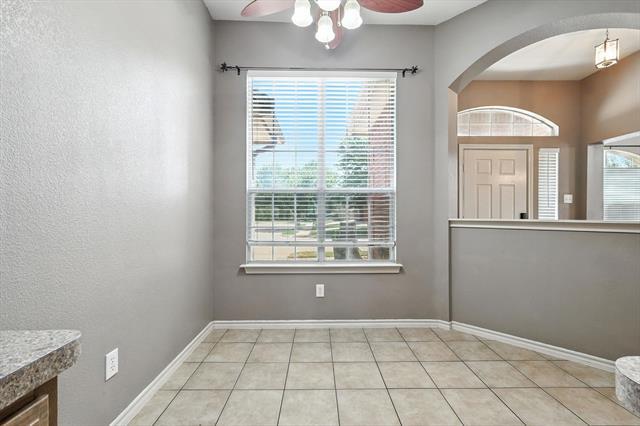 Building Photo - 6012 Parkplace Dr