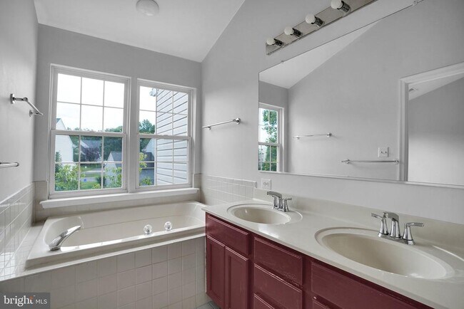 Building Photo - 12015 Panthers Ridge Dr