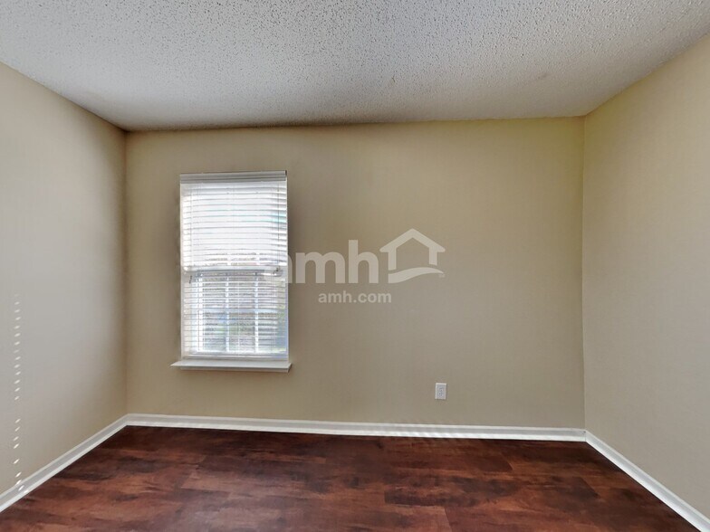 Building Photo - 6709 Everbloom Ln