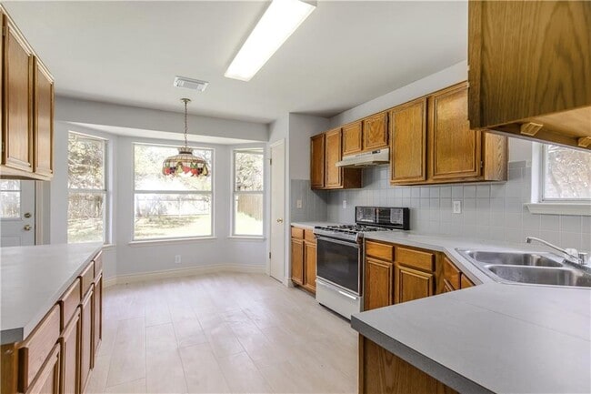 Building Photo - 4510 Abelia Dr