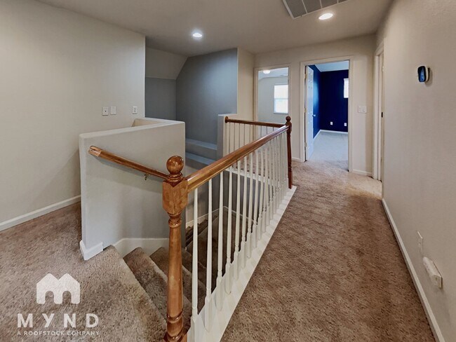 Building Photo - 6627 Sportoletti Dr