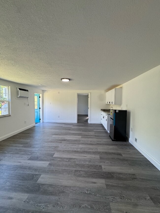 Building Photo - 3614 Vasco St