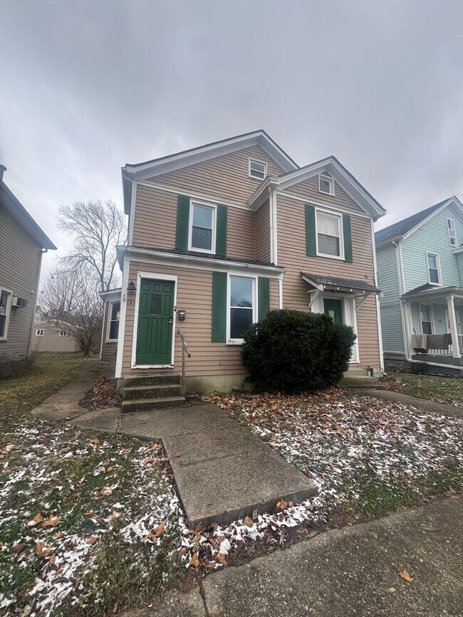 Primary Photo - 721 Ross Ave