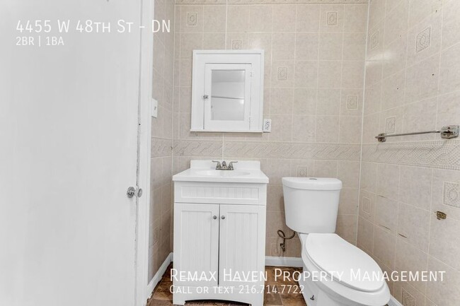 Building Photo - 4455 W 48th St