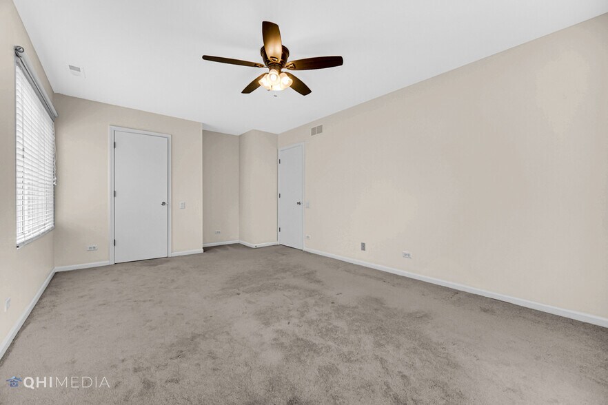 Building Photo - 425 Monmouth Ct