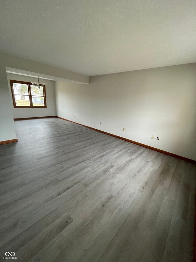 Building Photo - 2068 Suda Dr