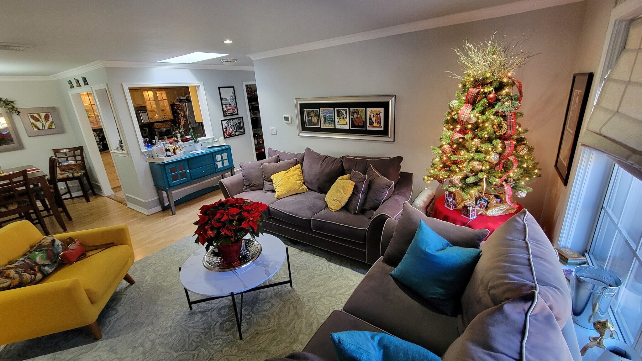 Living Room to Kitchen - 780 River Rd