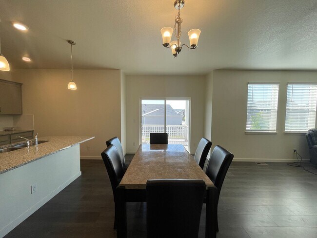 Building Photo - Live Lavishly in Crystal Valley Ranch