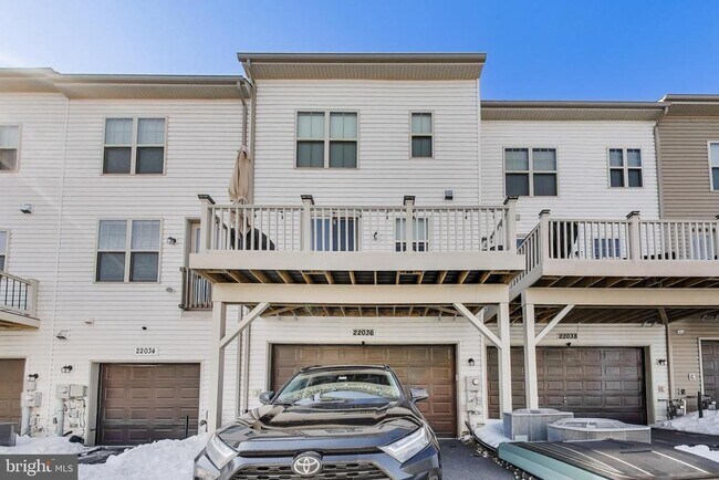 Building Photo - 22036 Plover St