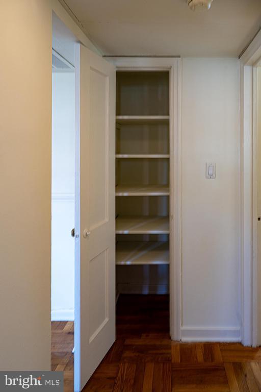 Building Photo - 6612 Wakefield Dr