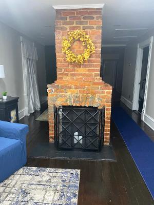 Building Photo - 14 Whitman St