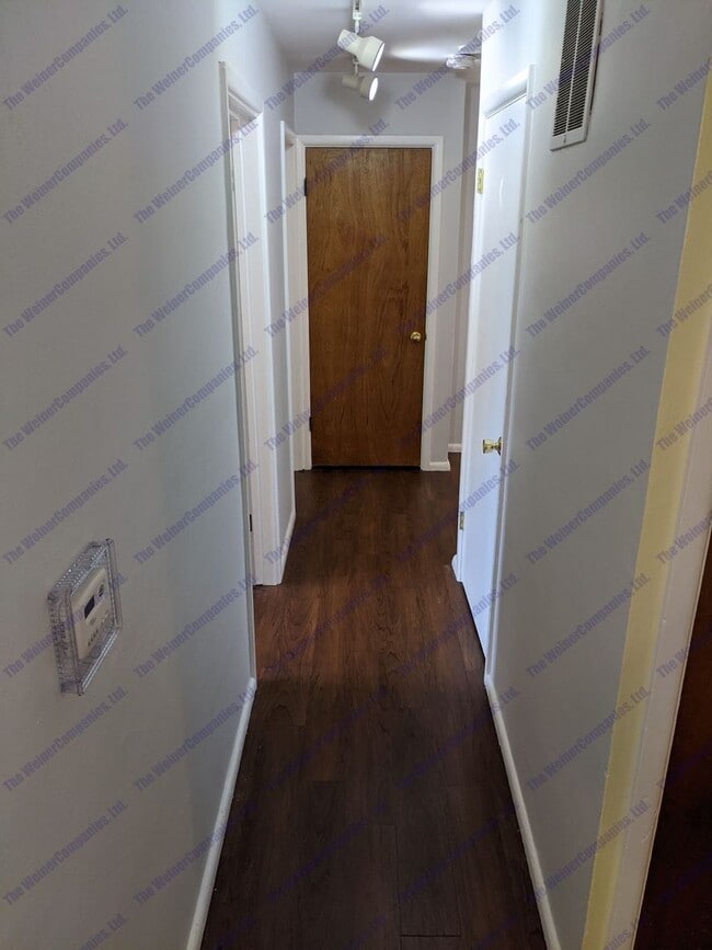 Building Photo - Now leasing!!!