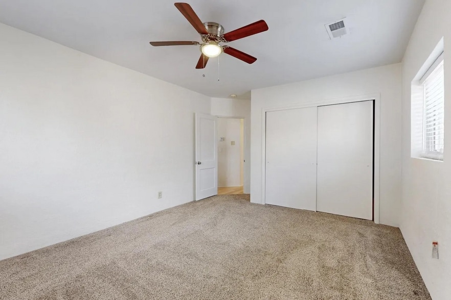 Building Photo - 1505 Walter St SE