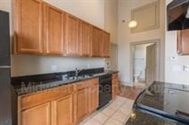 Building Photo - 4244 Chouteau Ave