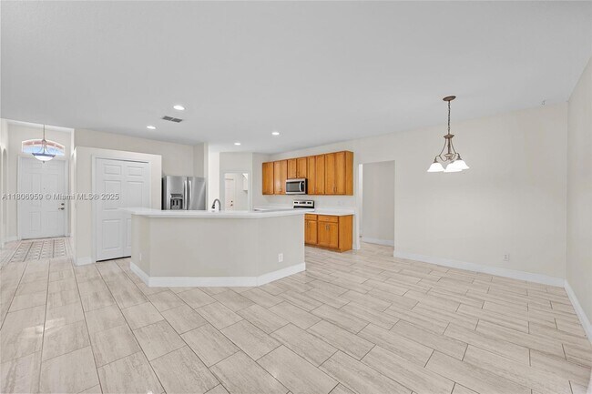 Building Photo - 1273 Scarlet Oak Cir