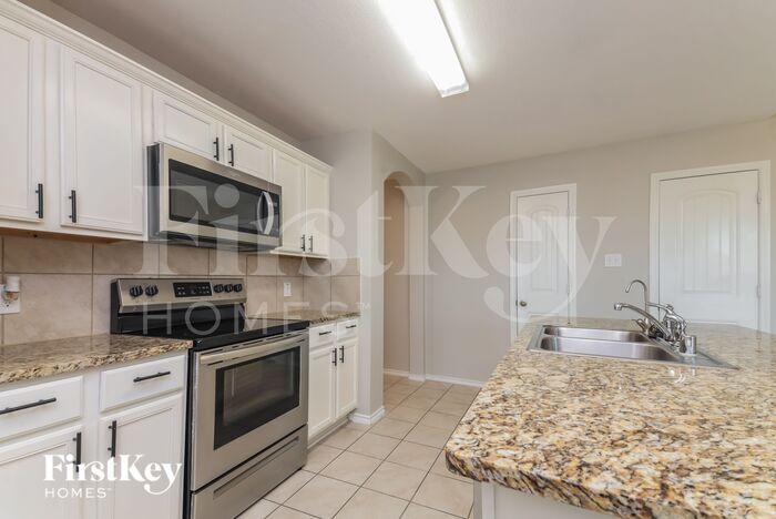 Building Photo - 1115 Riverstone Trl