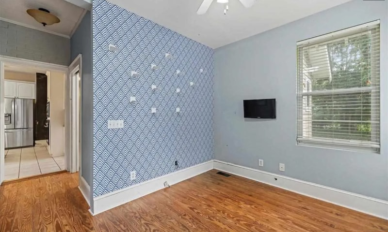 Building Photo - 401 S Franklin Dr