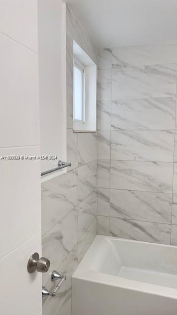 Building Photo - 2008 SW 3rd St