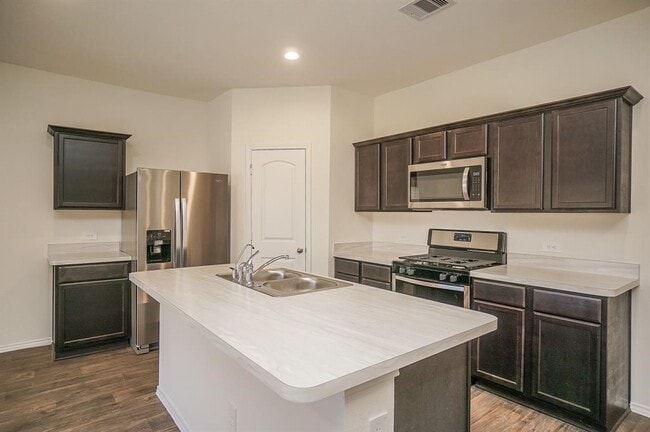 Building Photo - 5210 Becker Hills Ln
