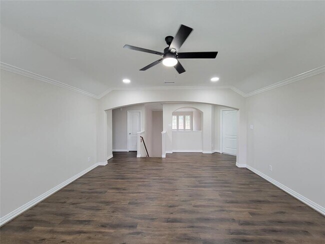 Building Photo - 21422 Beverly Chase Dr