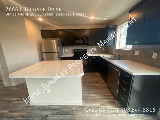 Building Photo - 7666 E Brigade Dr