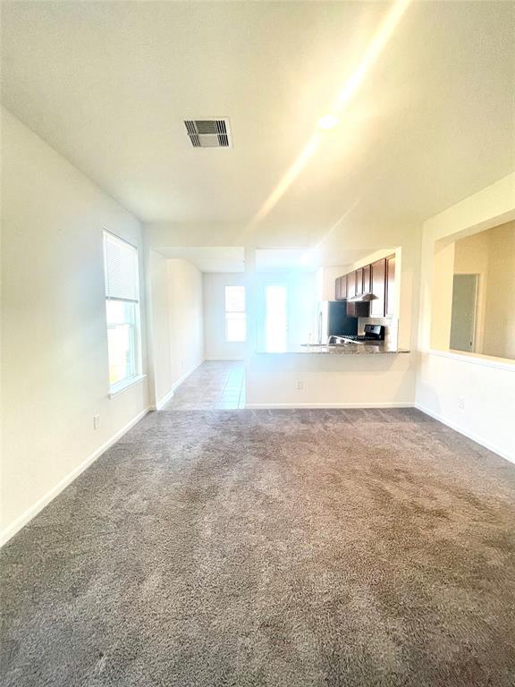 Building Photo - 25206 Sierra Mnr Ct