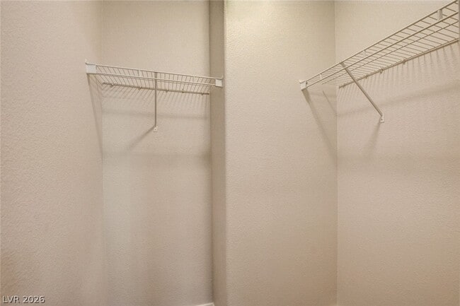 Building Photo - 7701 W Robindale Rd