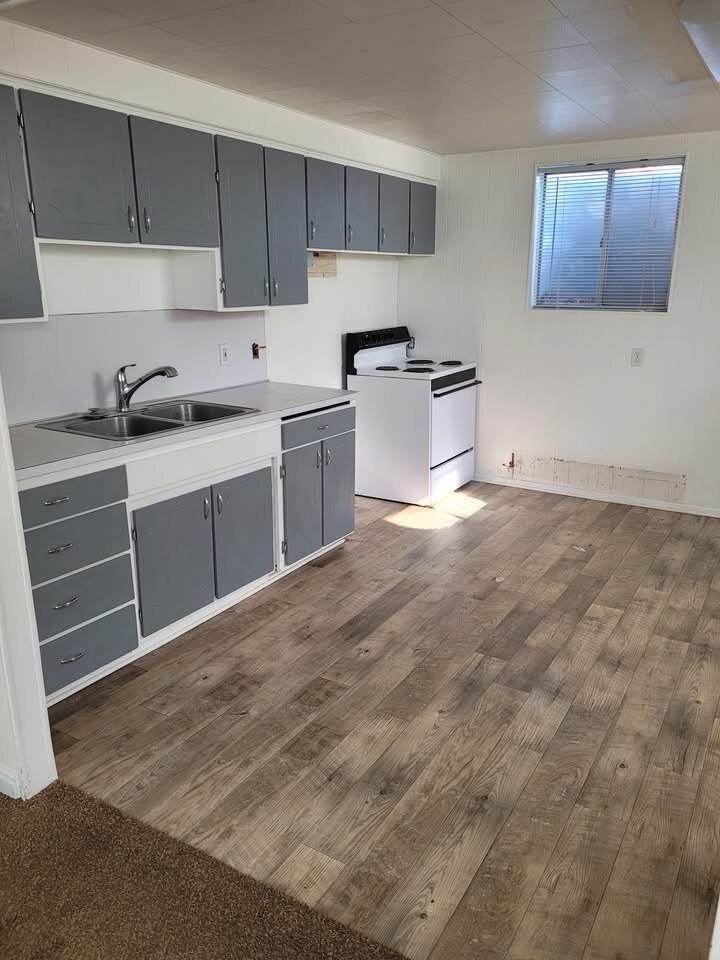 Building Photo - 548 N 500 W