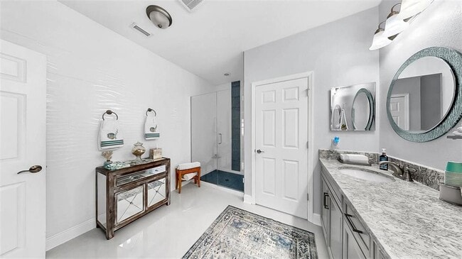 Building Photo - 7849 52nd Terrace E