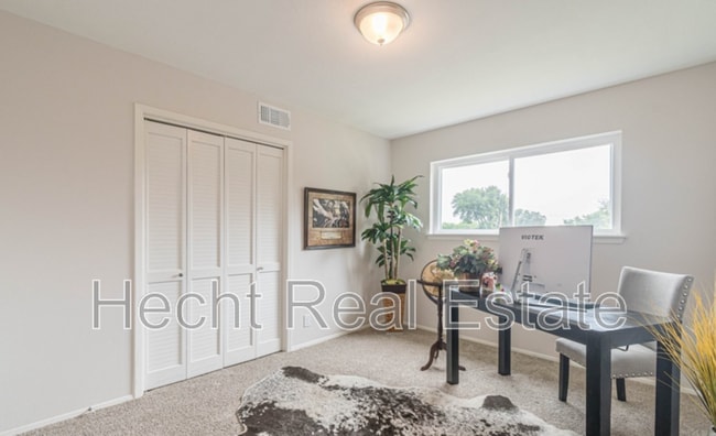 Building Photo - 157 Persia Dr