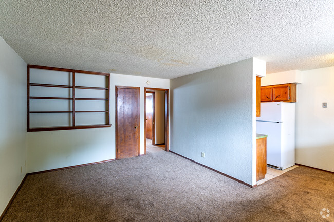 1BR, 1BA - 503 SF - Hollywood Apartments