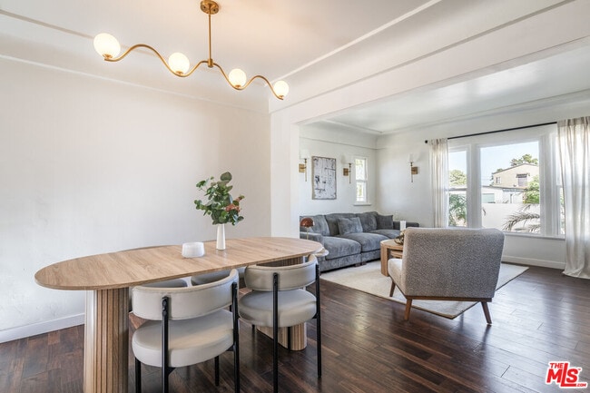 Building Photo - 7853 Brighton Ave