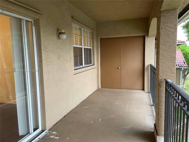 Building Photo - 201 SW 116th Ave